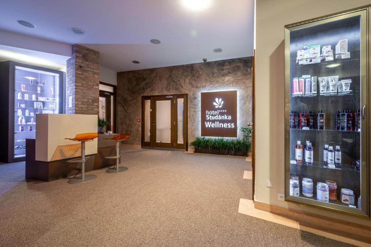 Hotel Studanka Rychnov nad Kneznou Esterno foto