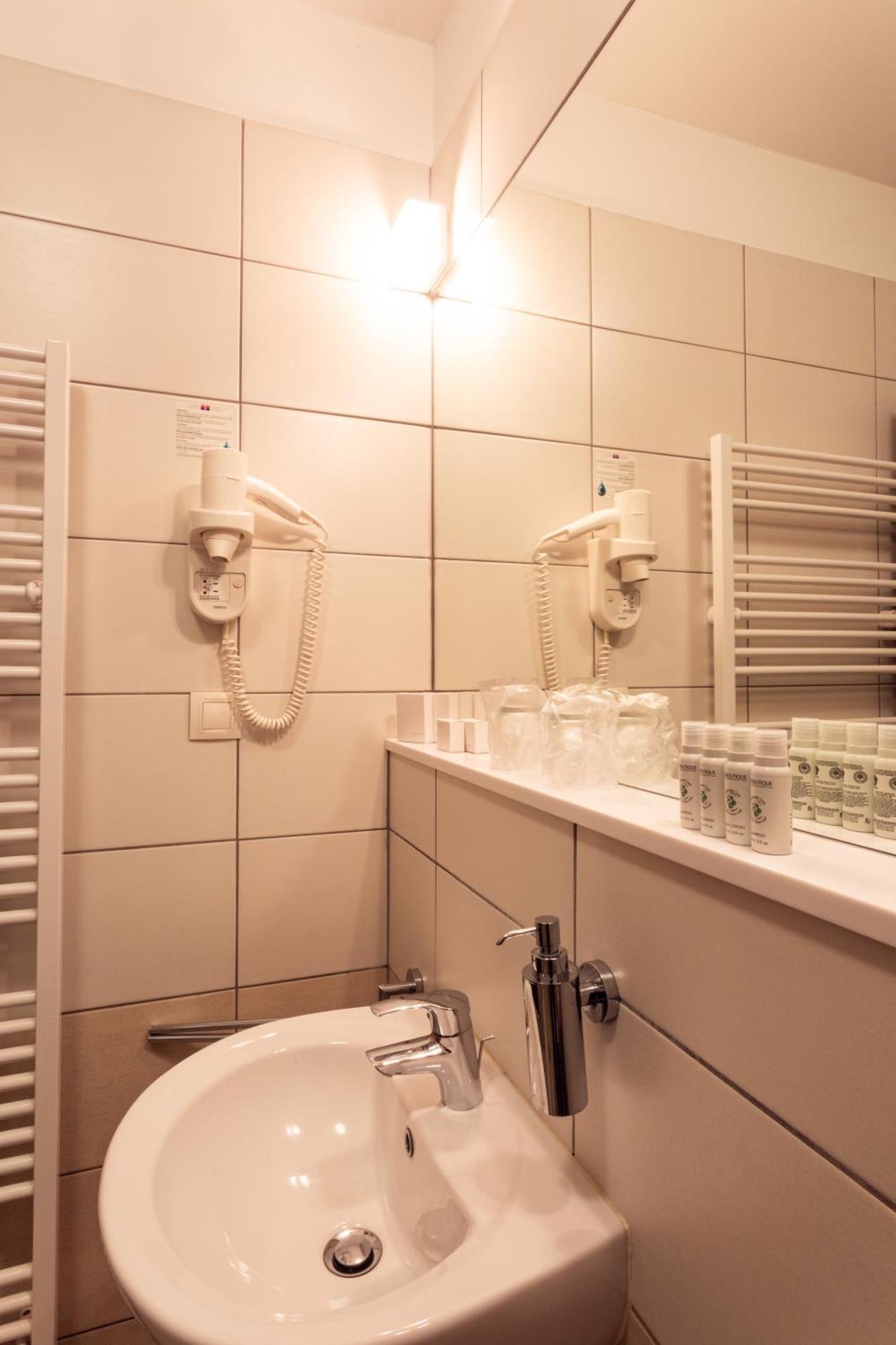 Hotel Studanka Rychnov nad Kneznou Esterno foto